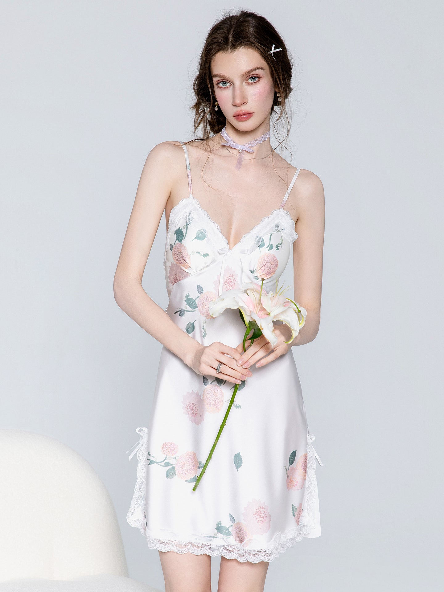 White floral satin slip nightgown and sheer robe image 4