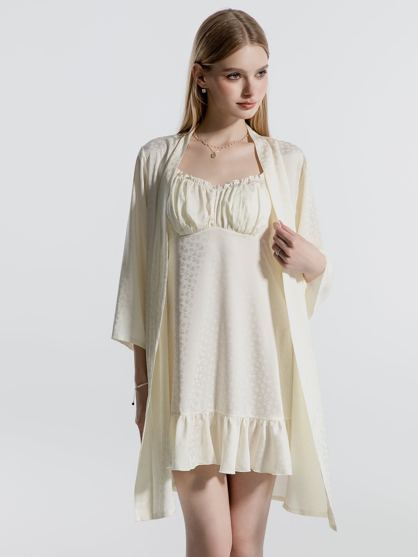 White floral jacquard sleep robe front view