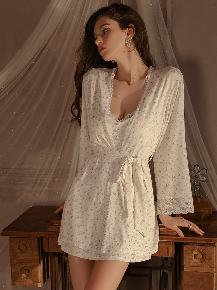 Robe nuisette à imprimé floral délicat