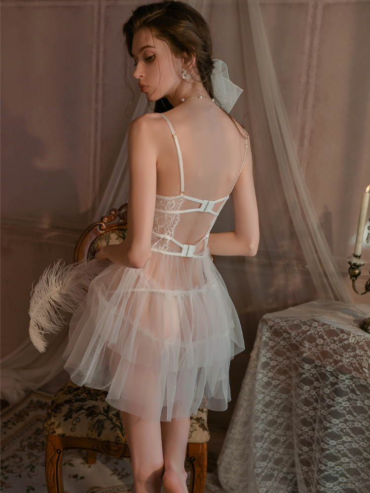 Nuisette en tulle et dentelle