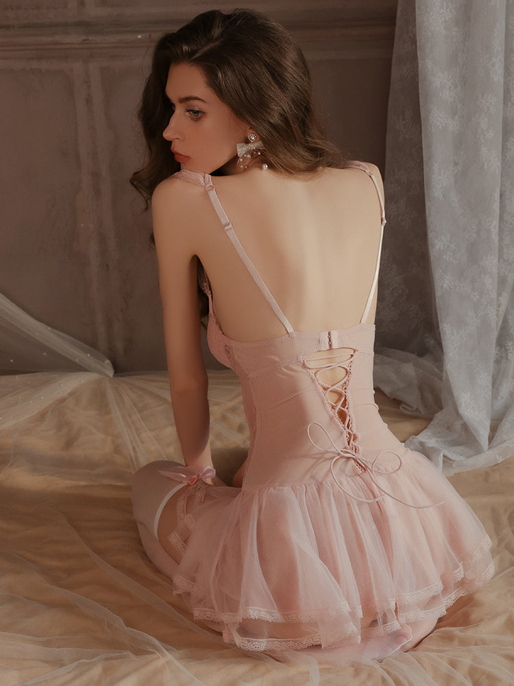 Ensemble robe corset en dentelle enchantée