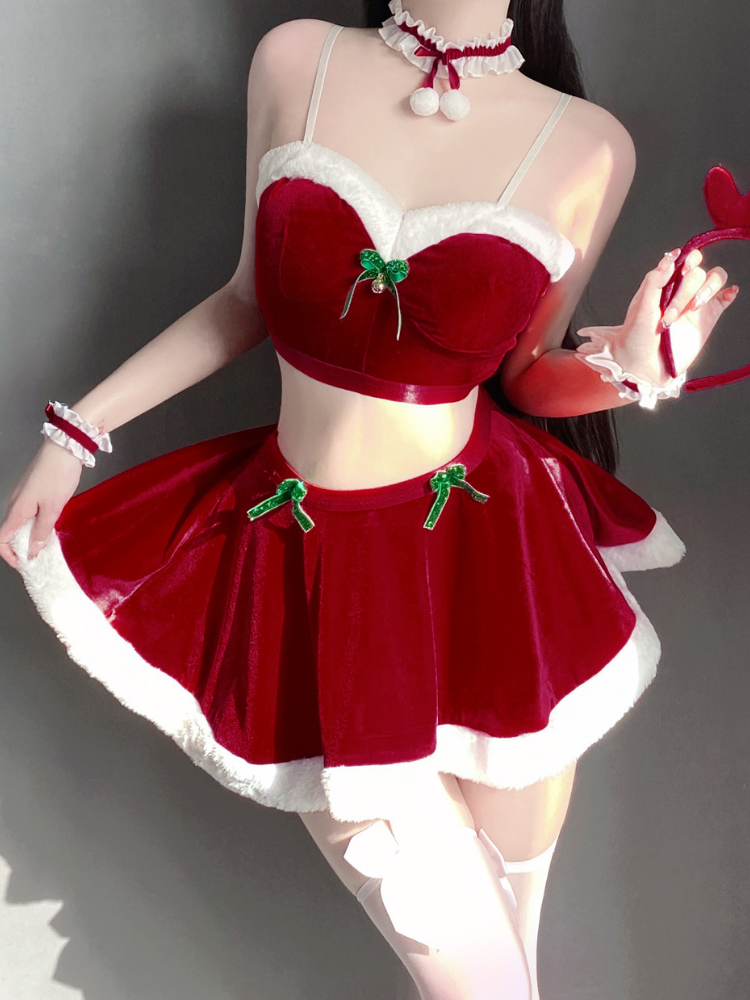 Complete holiday skirt set with accessories - Display of the velvet holiday skirt set with all accessories, including a headband, wrist cuffs, and skirt details.