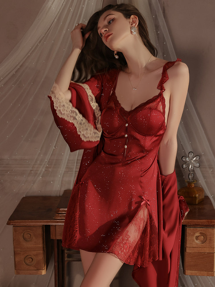 Robe nuisette en satin avec détails en dentelle Serenity