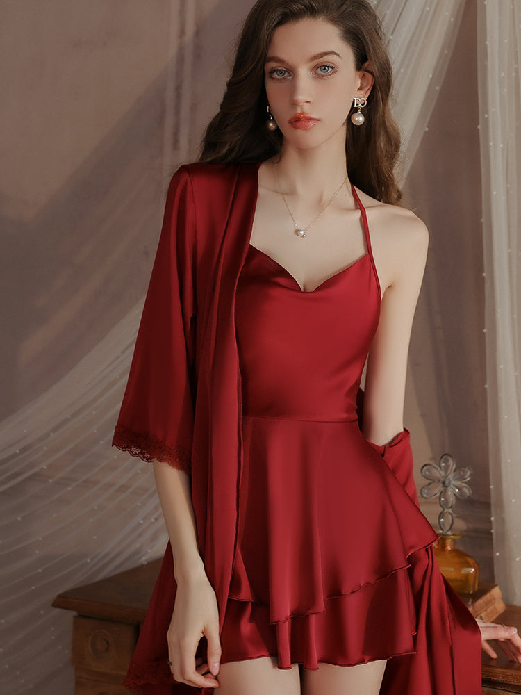 Robe nuisette en satin à ourlet volanté et dos croisé 